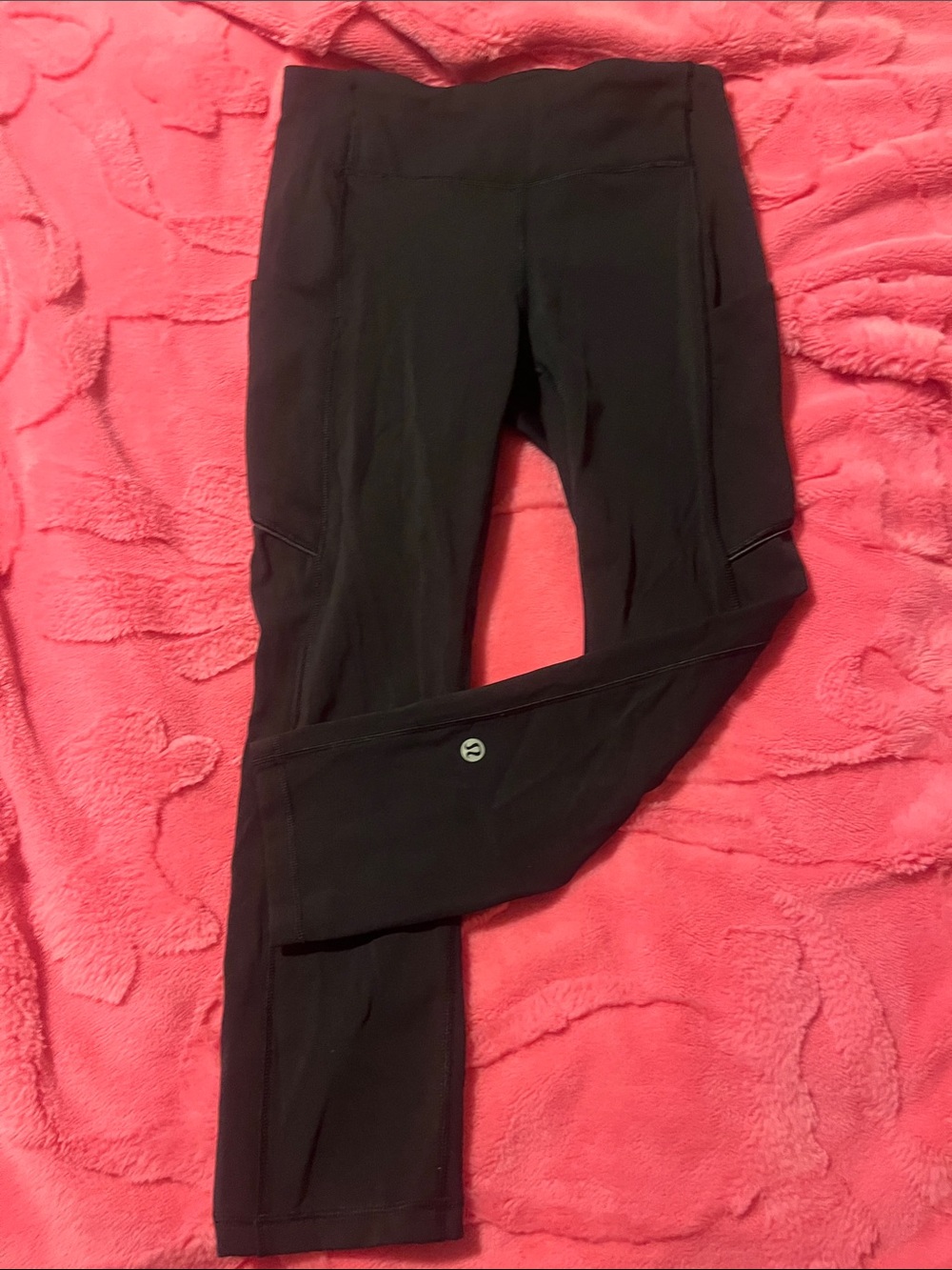 lululemon athletica Black Cropped Pocket Leggings